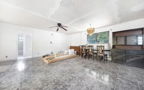 Queen's Hghway Deep Creek Eleuthera BS