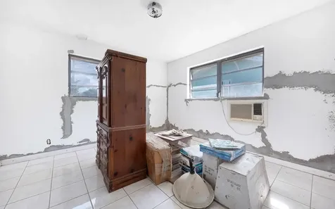 Queen's Hghway Deep Creek Eleuthera BS