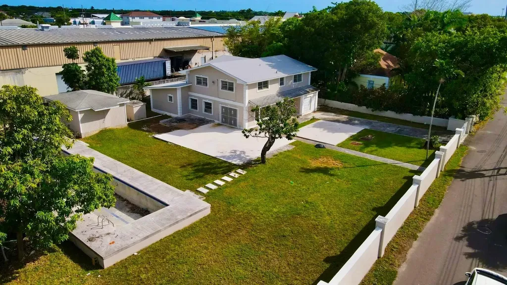 Retirement Road New Providence Paradise Island BS