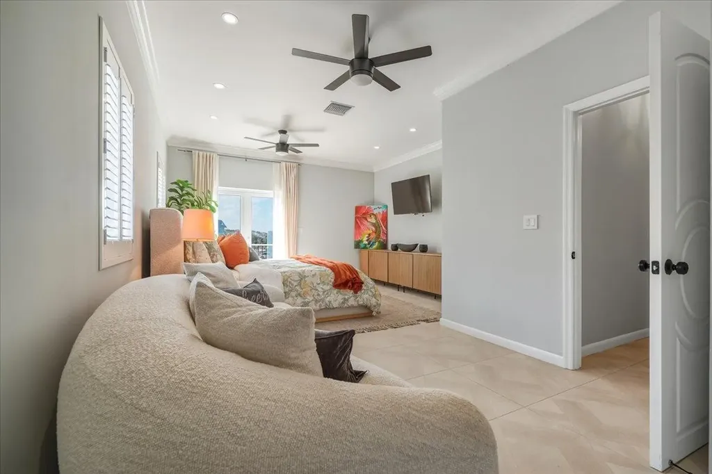 #9 Kingfisher Island New Providence Paradise Island BS