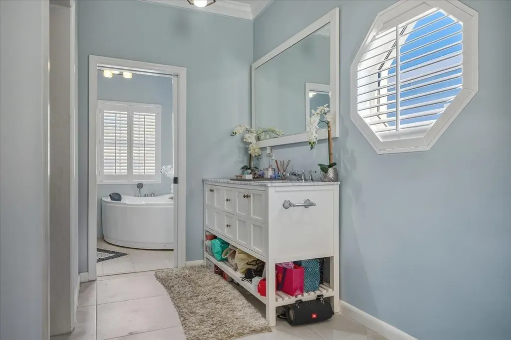 #9 Kingfisher Island New Providence Paradise Island BS