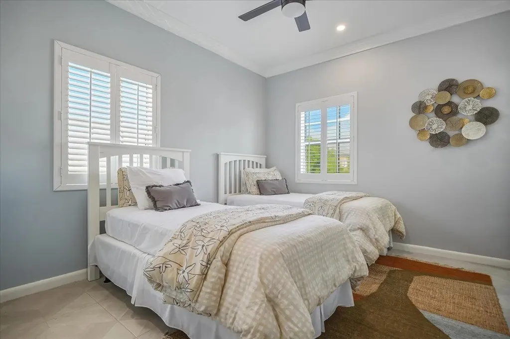 #9 Kingfisher Island New Providence Paradise Island BS