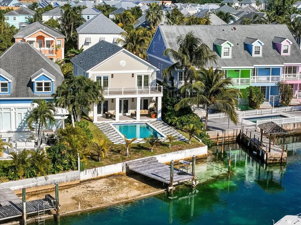 #9 Kingfisher Island New Providence Paradise Island BS