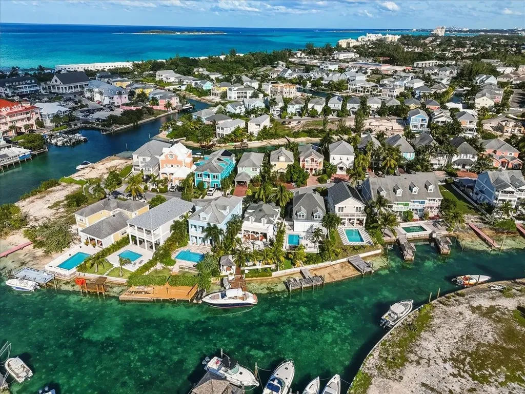 #9 Kingfisher Island New Providence Paradise Island BS