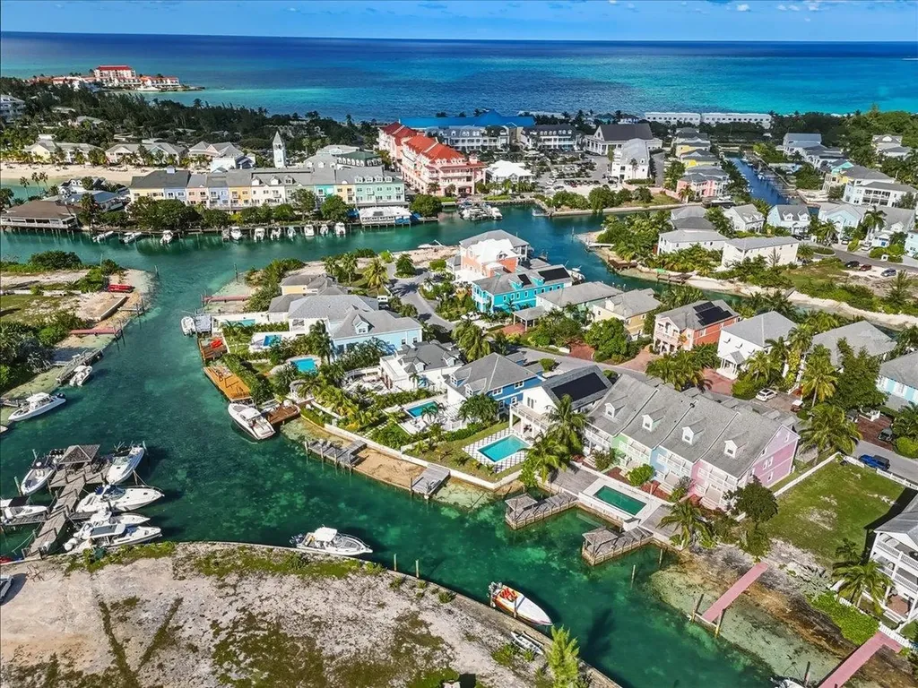 #9 Kingfisher Island New Providence Paradise Island BS