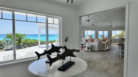 White Nights Two San Salvador BS