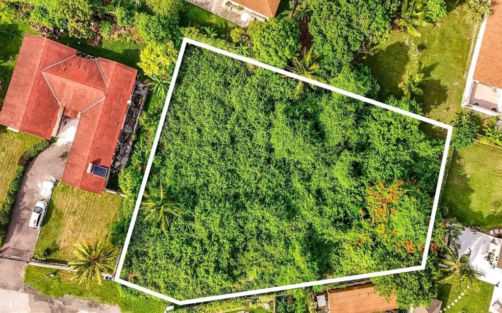 Spence Close Lot 19 Abaco BS