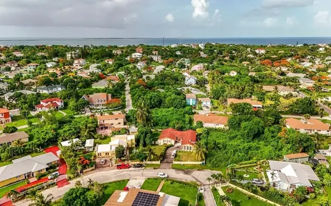 Spence Close Lot 19 New Providence Paradise Island BS
