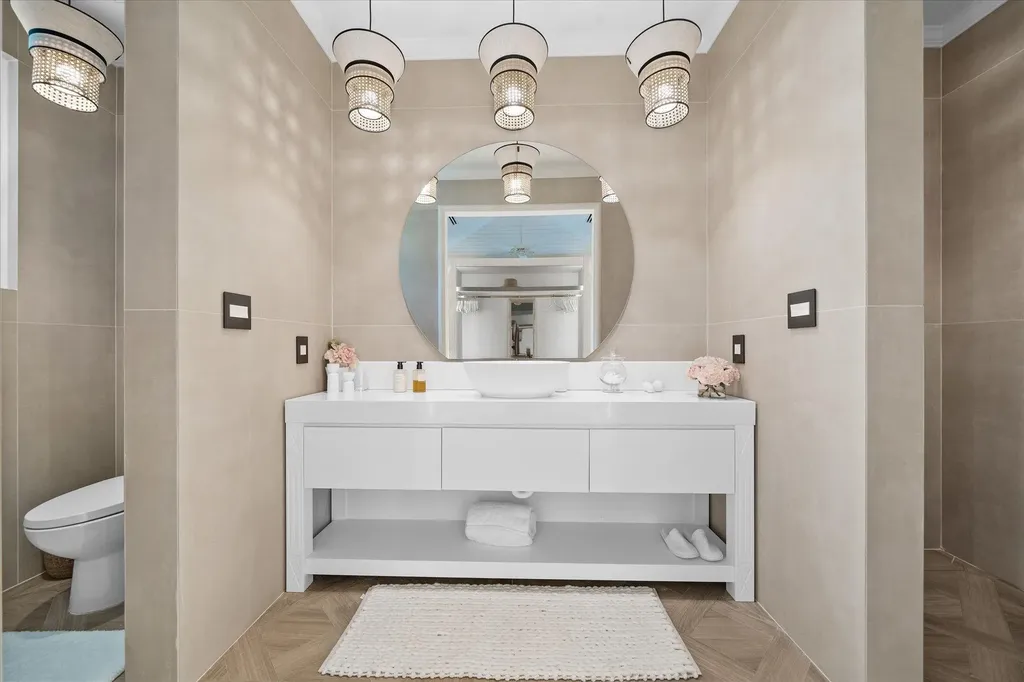 Columbia Road New Providence Paradise Island BS