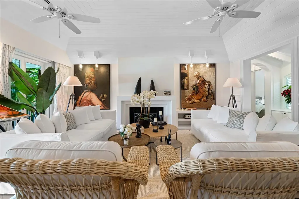 Columbia Road New Providence Paradise Island BS