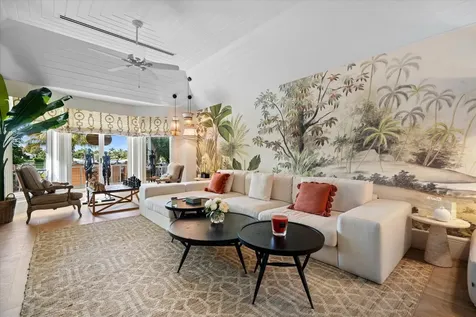 Columbia Road New Providence Paradise Island BS