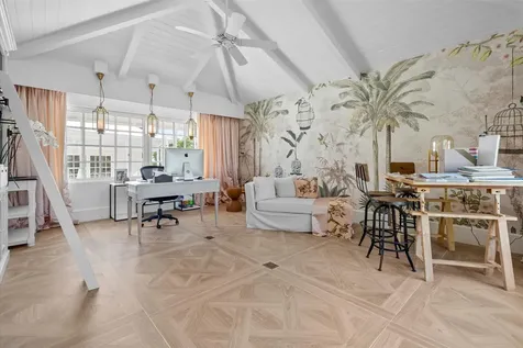 Columbia Road New Providence Paradise Island BS