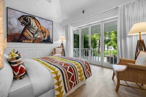 Columbia Road New Providence Paradise Island BS