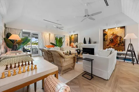 Columbia Road New Providence Paradise Island BS