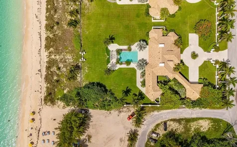 Spanish Main Drive 16 Grand Bahama Freeport BS