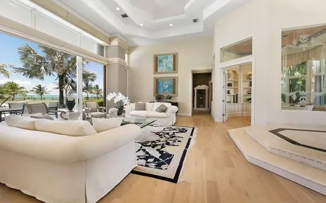 Spanish Main Drive 16 Grand Bahama Freeport BS