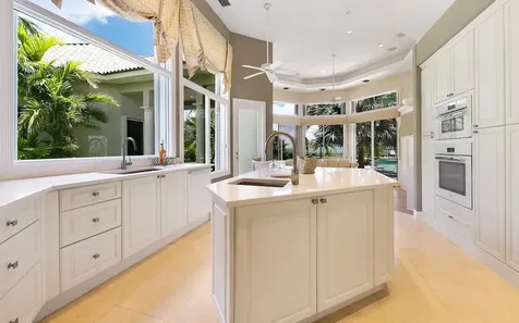 Spanish Main Drive 16 Grand Bahama Freeport BS