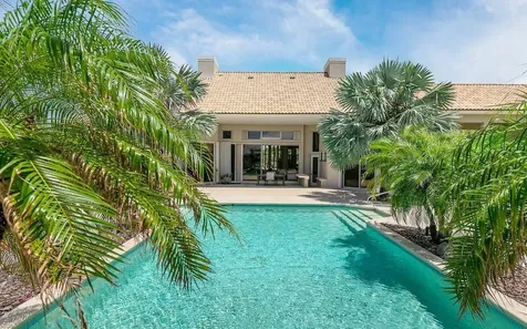 Spanish Main Drive 16 Grand Bahama Freeport BS