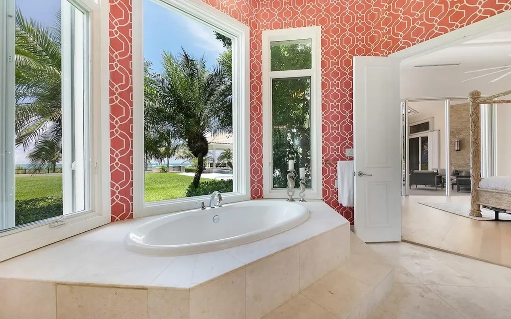 Spanish Main Drive 15 & 74 Grand Bahama Freeport BS