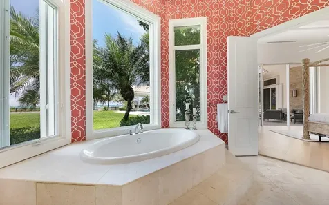 Spanish Main Drive 15 & 74 Grand Bahama Freeport BS