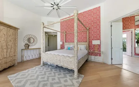 Spanish Main Drive 15 & 74 Grand Bahama Freeport BS