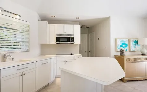 Spanish Main Drive 15 & 74 Grand Bahama Freeport BS