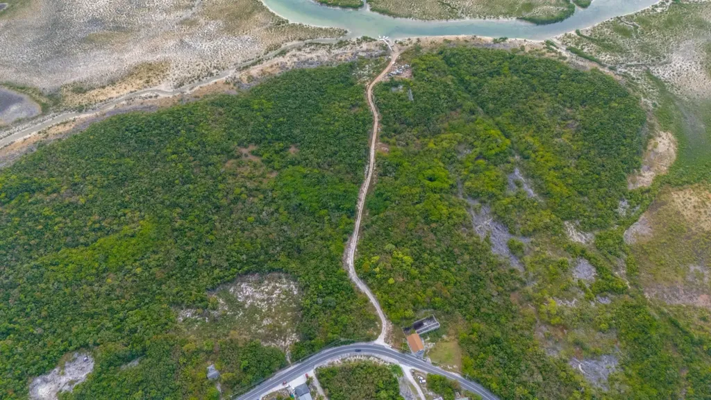 The Hermitage/moss Town R Exuma BS