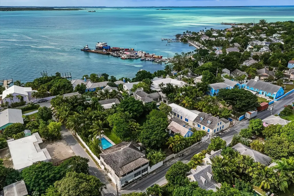 The Convent House Eleuthera BS