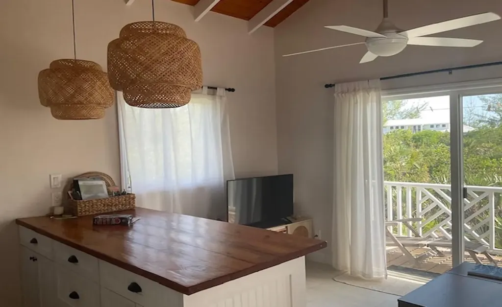 Wemyss Beachfront Cottage Long Island BS