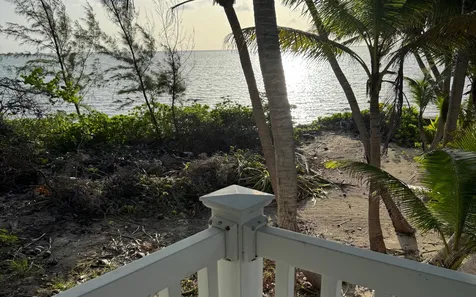 Litvak Estate, Deep Creek Andros BS