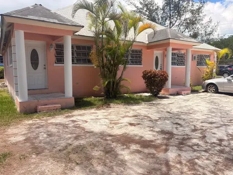 L H Cox Close New Providence Paradise Island BS