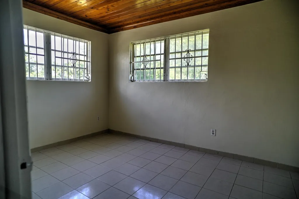 Flamingo Drive, Seabreeze 23 New Providence Paradise Island BS