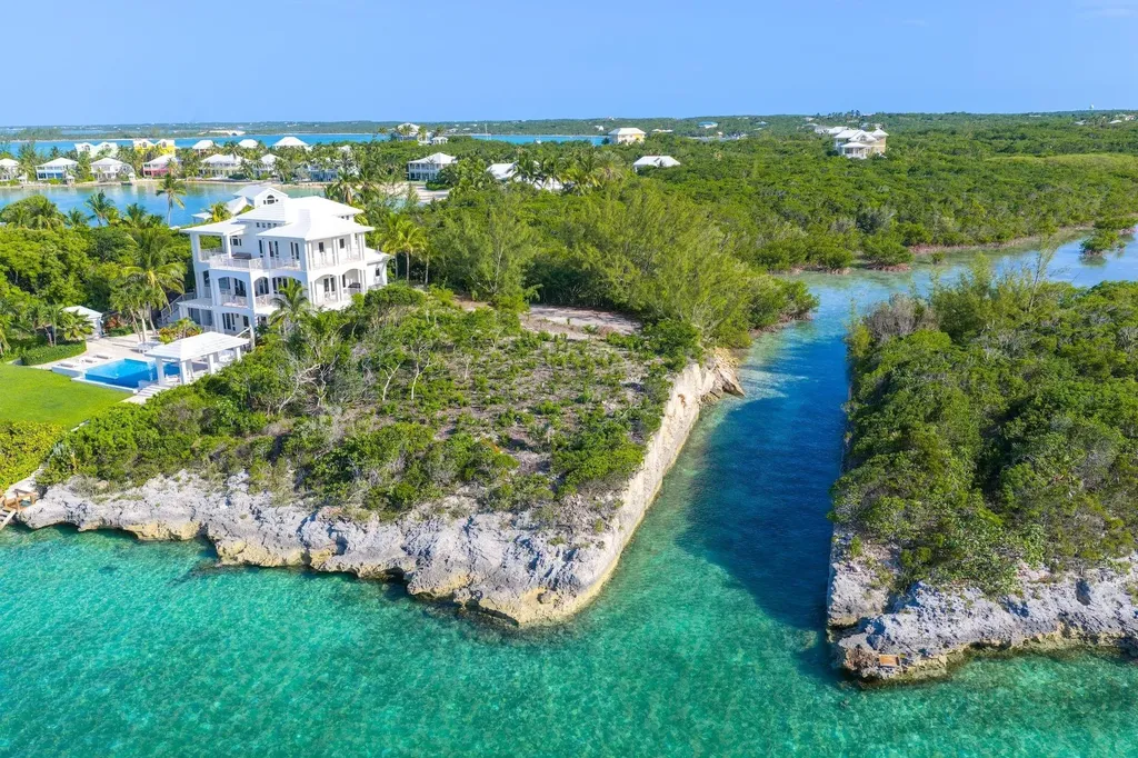 February Point Exuma BS