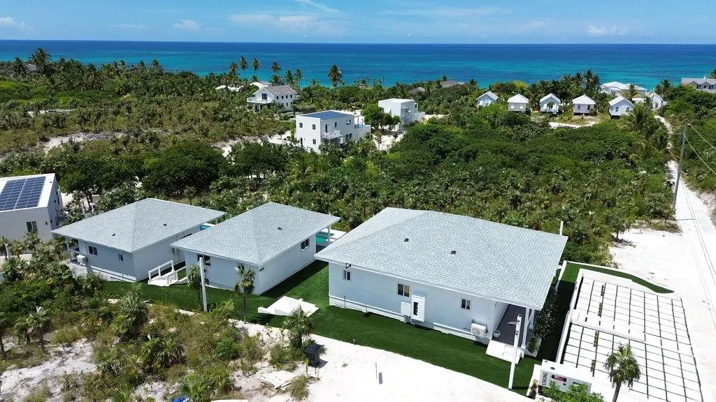 Singing Sands Of Bank Eleuthera BS