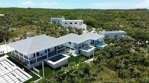 Singing Sands Of Bank Eleuthera BS