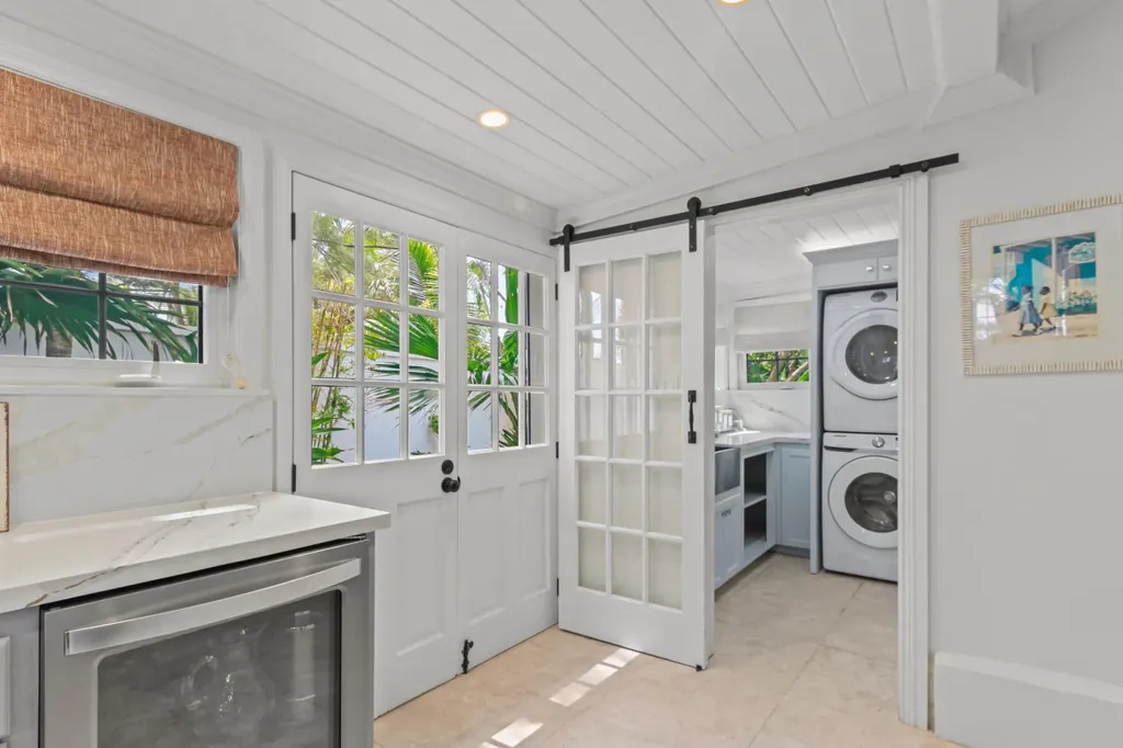 Rawson Court 1938 New Providence Paradise Island BS