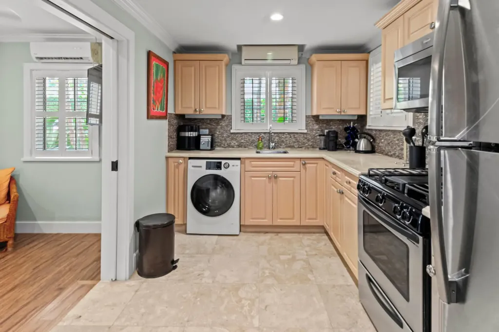 Rawson Court 1938 New Providence Paradise Island BS