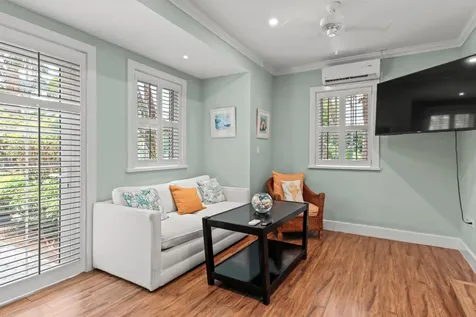 Rawson Court 1938 New Providence Paradise Island BS