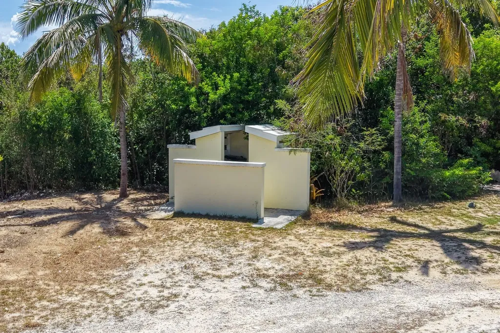 Buttonwood Reserve Eleuthera BS