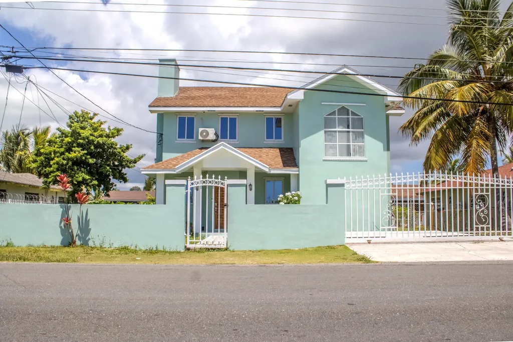 Yamacraw Shores 46 New Providence Paradise Island BS