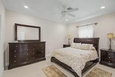 Vizcaya New Providence Paradise Island BS