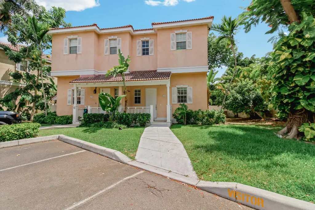 Balmoral New Providence Paradise Island BS