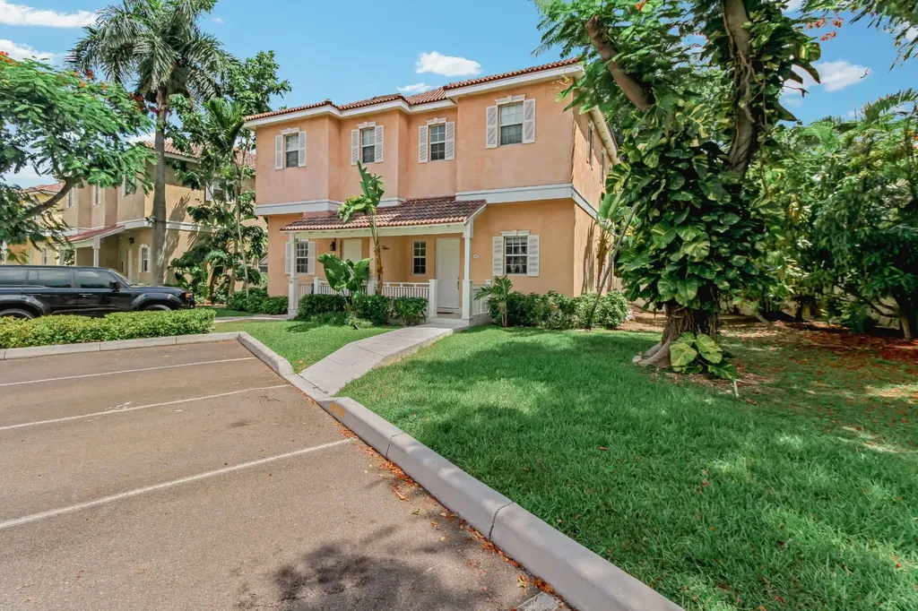 Balmoral New Providence Paradise Island BS