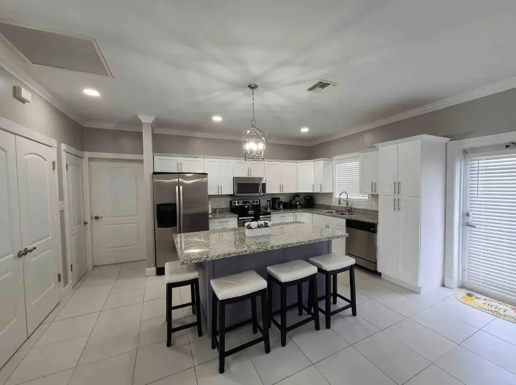 Kaufmai Drive New Providence Paradise Island BS