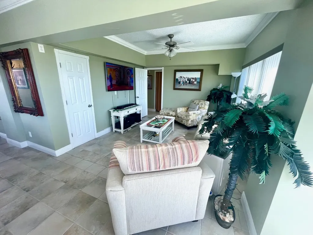 Riviera Towers Condominiu Grand Bahama Freeport BS
