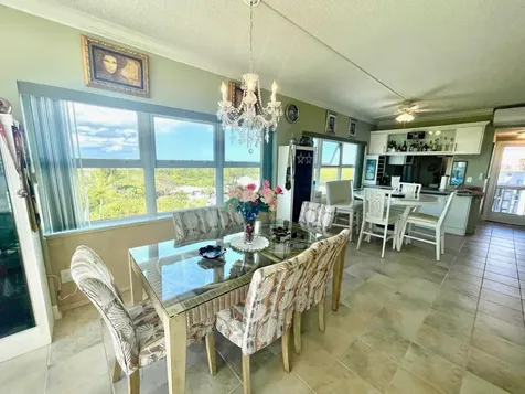 Riviera Towers Condominiu Grand Bahama Freeport BS