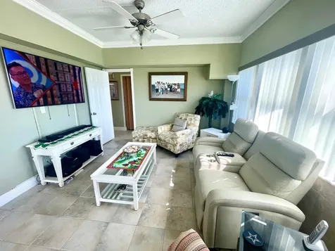 Riviera Towers Condominiu Grand Bahama Freeport BS