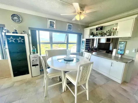 Riviera Towers Condominiu Grand Bahama Freeport BS