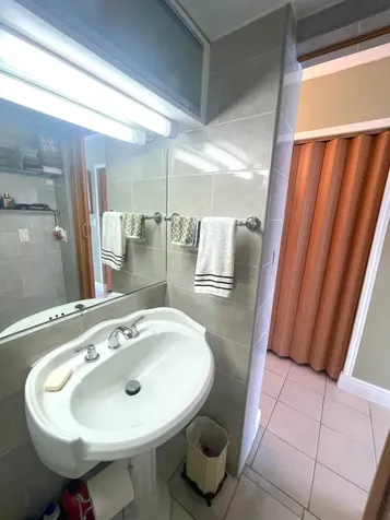Riviera Towers Condominiu Grand Bahama Freeport BS