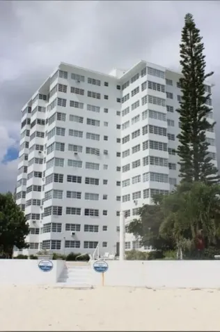 Riviera Towers Condominiu Grand Bahama Freeport BS